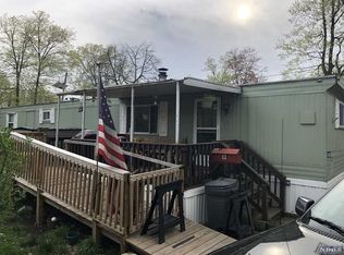 14 E 3rd St, Moonachie, NJ 07074