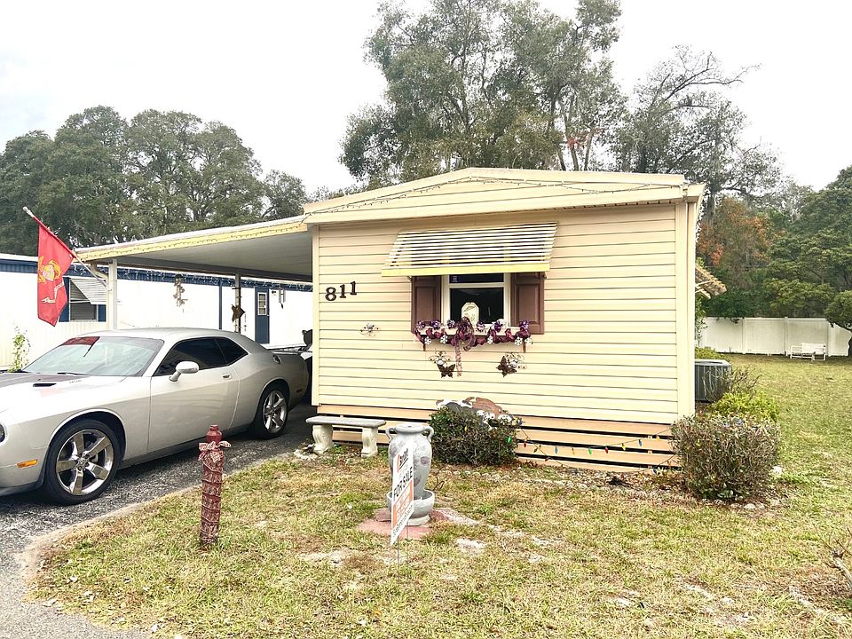 1st image of 811 Carol St
