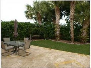 648 NW 88th Dr, Coral Springs, FL 33071