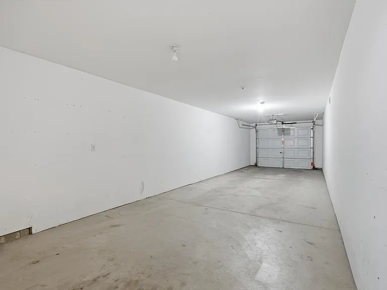 39475 Springwater Dr — Photo 27