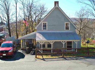 31 Mountain St, Whitehall, NY 12887
