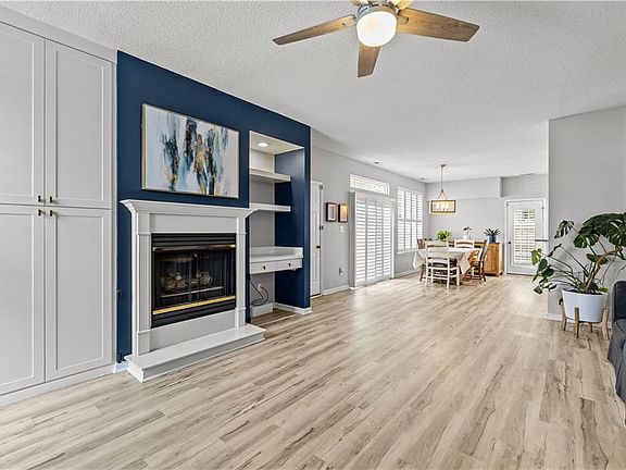 3rd image of 2304 Covent Garden Rd