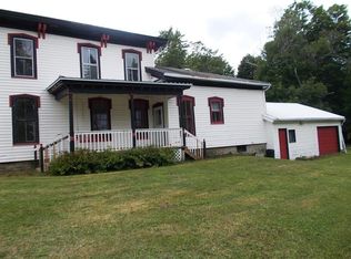 2 Center St, Forestville, NY 14062