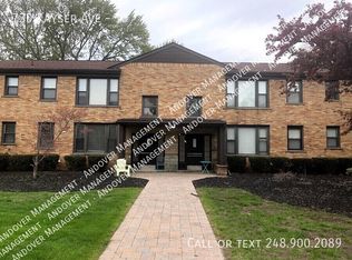 730 Kayser Ave APT 10, Royal Oak, MI 48067
