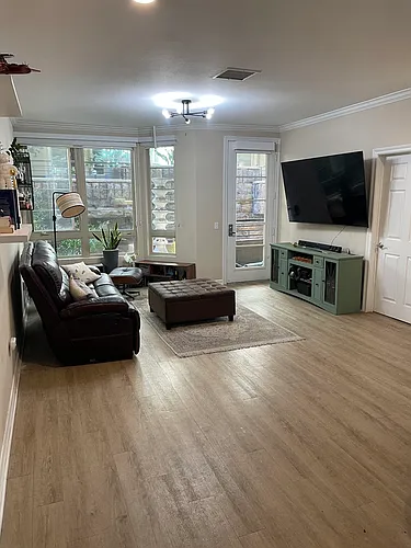 1480 Broadway Photo 1