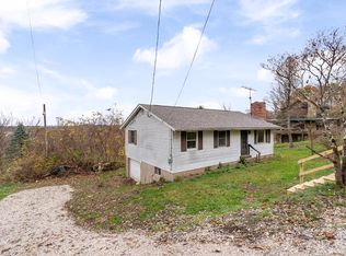 3 Talbert Manor Rd, Wheeling, WV 26003