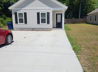 118 Navajo Trl, Crawfordville, FL 32327