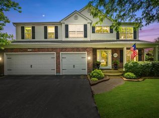 1000 Rainy Lake Ct, Lake Villa, IL 60046