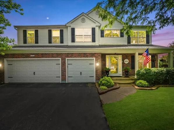 1000 Rainy Lake Ct, Lake Villa, IL 60046