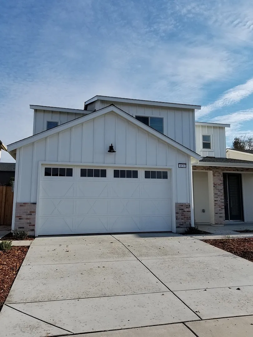 4636 Beckman Way photo 1
