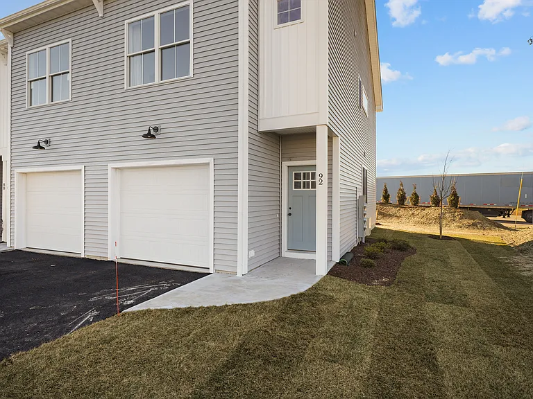 Hillsgrove at City Centre — Photo 38