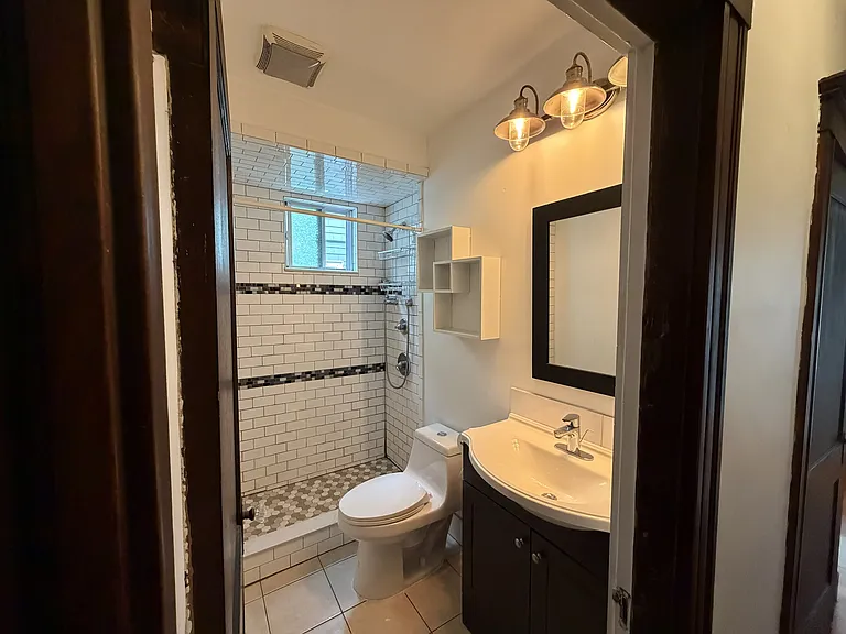 4 Wilson Ave #1 — Photo 12