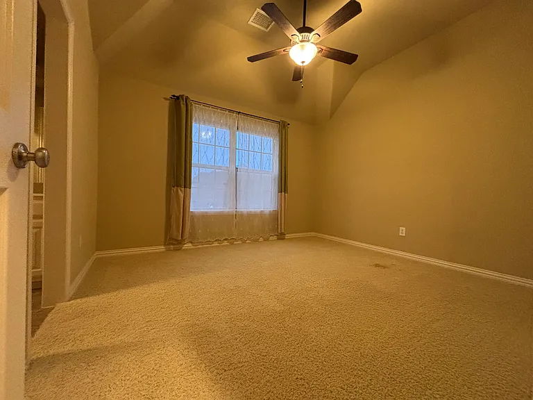 7812 Edgeglen Trl — Photo 25