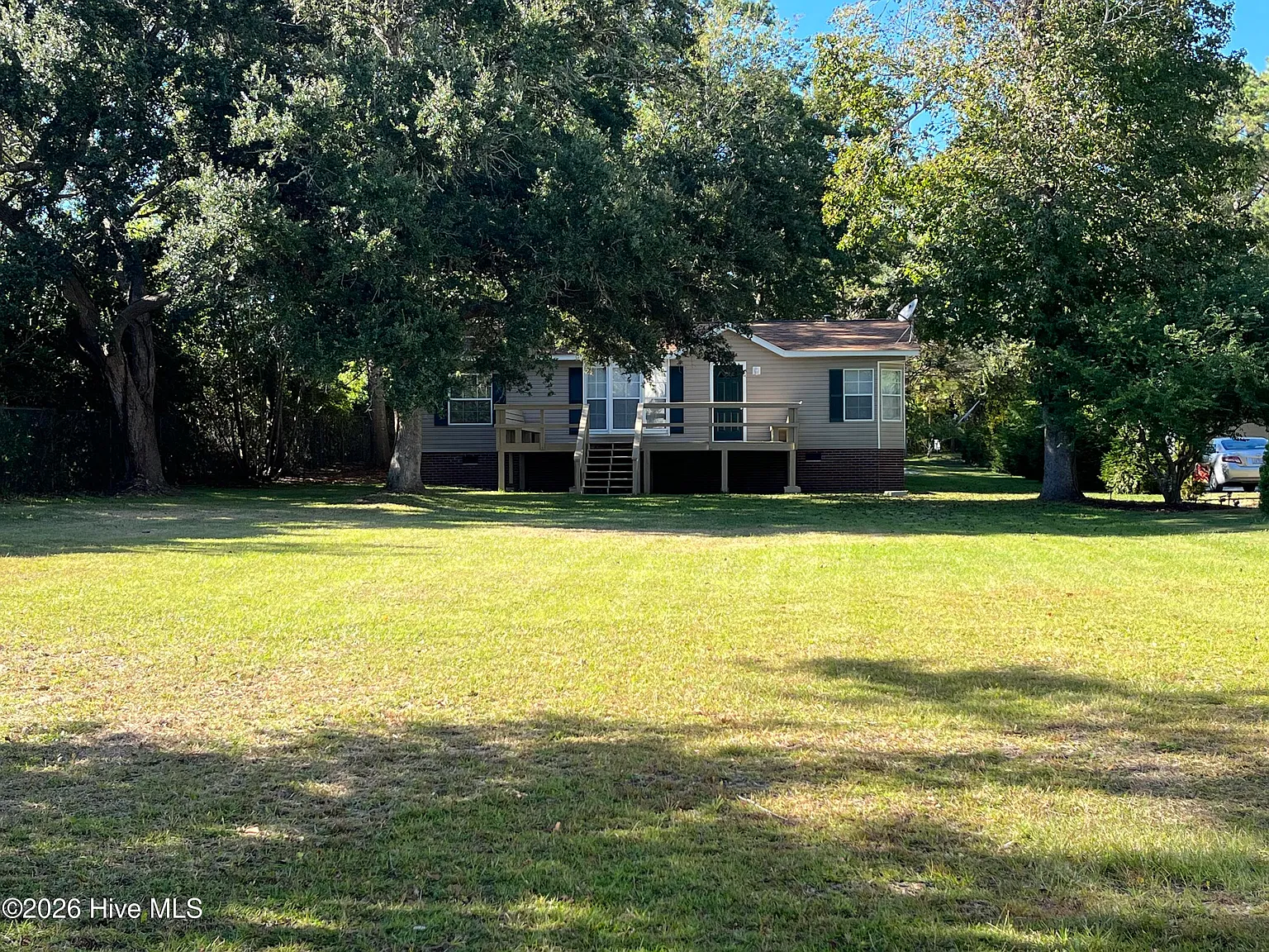 3 bed, 2.0 bath, 1191 sqft, $1,750 — Photo 1