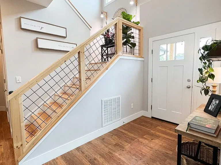27 Linn Garden Ln — Photo 4