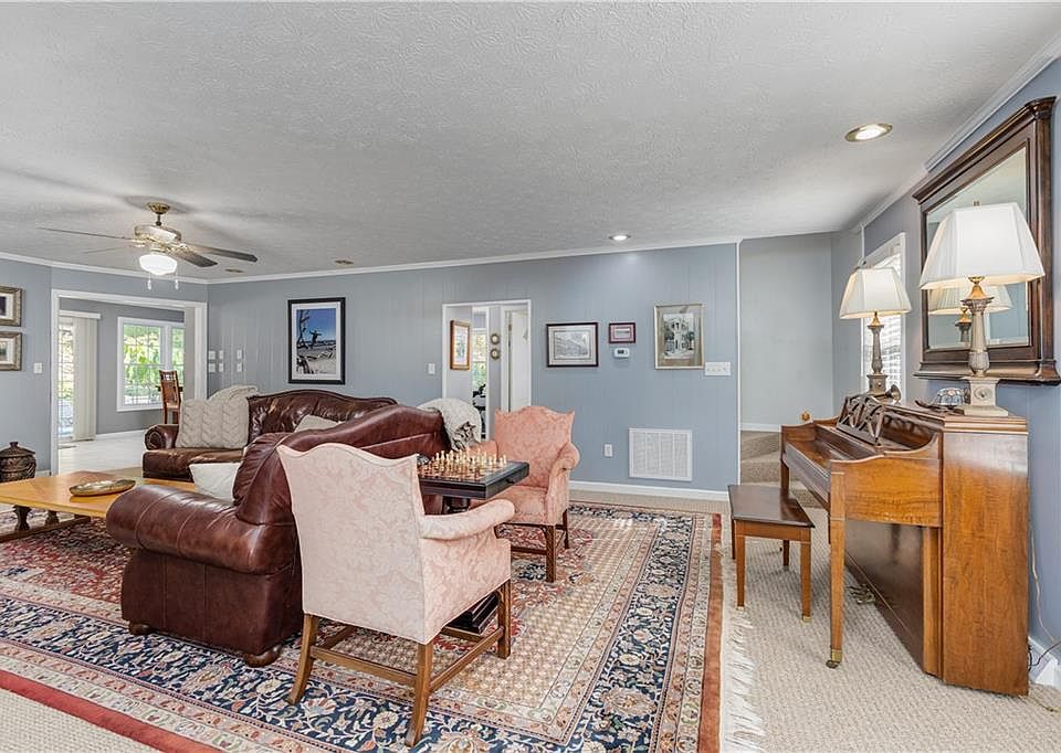 400 Saint Paul Rd, Easley, SC 29642 Zillow