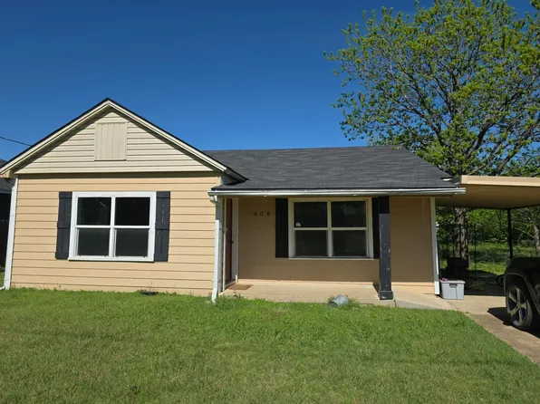 608 Hayes St, Mc Gregor, TX 76657