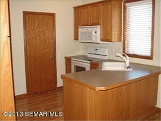 3rd image of 1812 Evergreen Pl NE