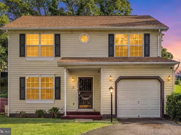 2004 Chita Ct, Temple Hills, MD 20748