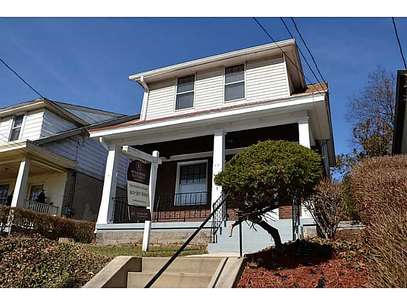 92 Kendall Ave photo 1