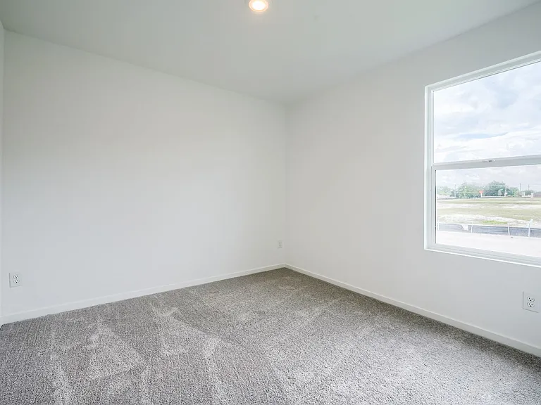 201 Cattail Ln — Photo 19