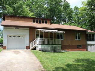 565 Morgan Ctry Rd, Asheboro, NC 27203