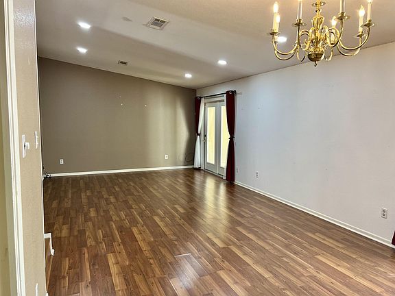 5th image of 1572 Marshall Pl