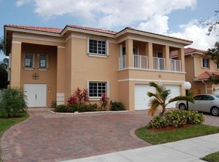 13049 SW 140 Street Rd, Miami, FL 33186