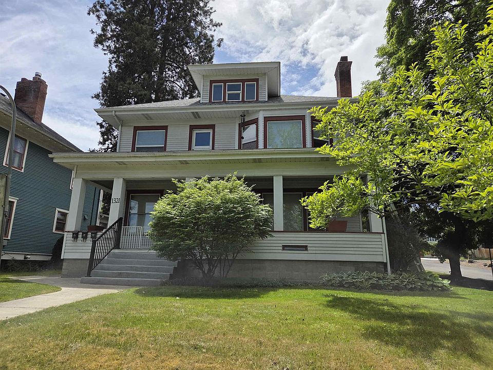 1st image of 1321 W 11th Ave