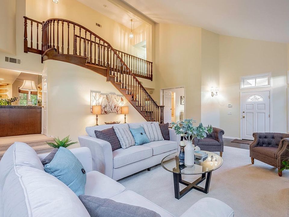 1st image of 4894 Coyote Wells Cir