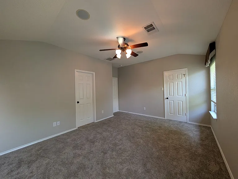 2937 Post Oak Cir — Photo 21