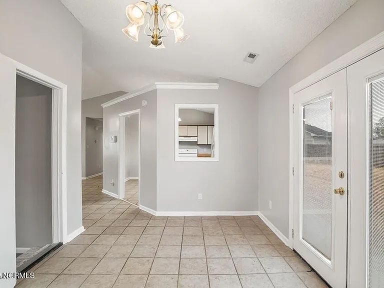 424 Singletree Dr — Photo 6
