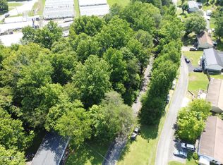 Hillside Hillside Dr, Johnson City, TN 37601