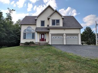 44 Grand View Dr, Dedham, ME 04429