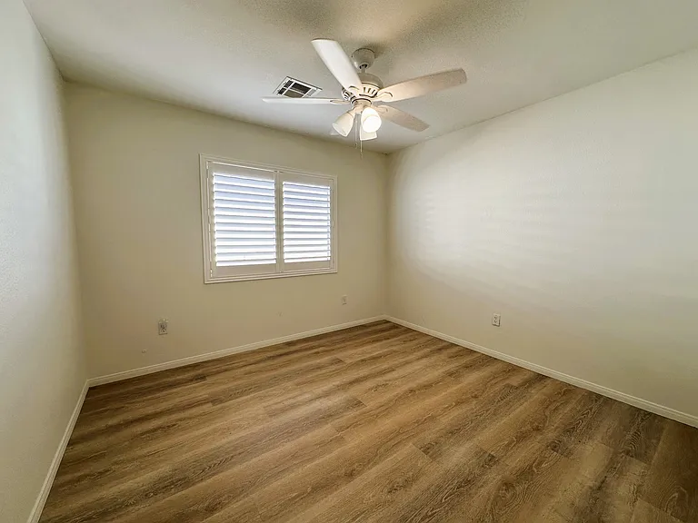 273 Rolling Springs Dr — Photo 6