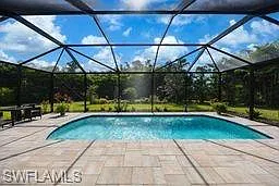 3 bed, 2.0 bath, 2050 sqft, $9,000 — Photo 2