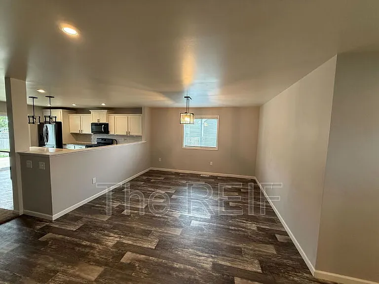 4477 Soya Ave — Photo 4
