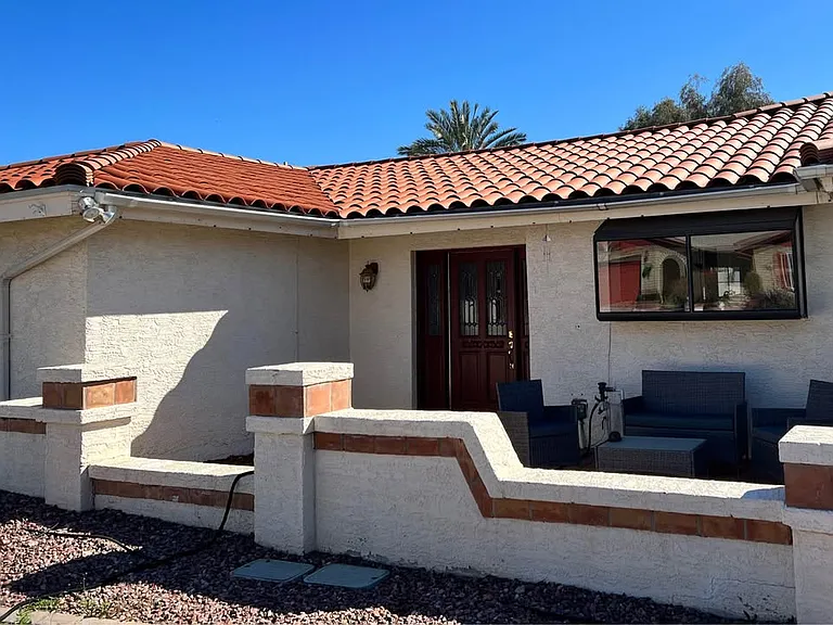 5137 W Christy Dr — Photo 5