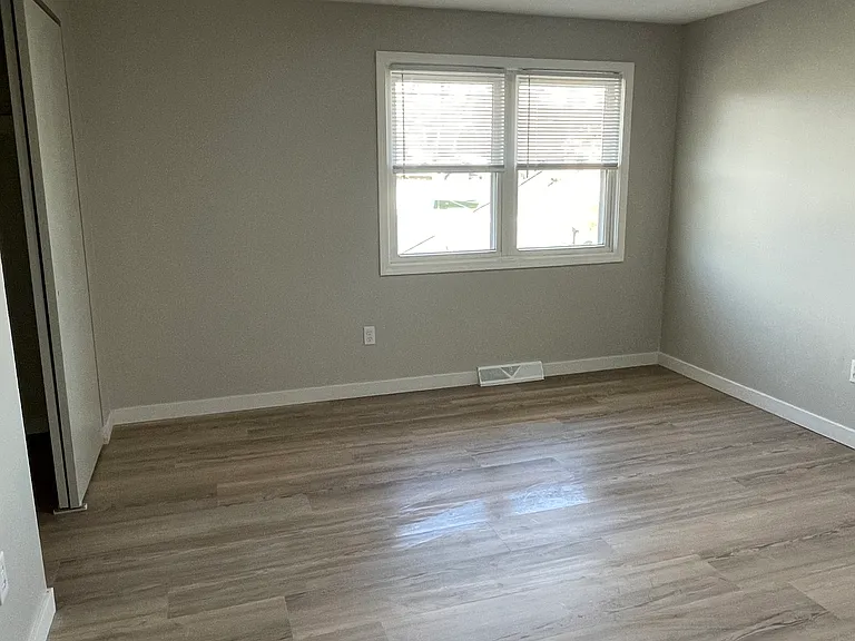 7658 Stuhldreher St NW — Photo 7