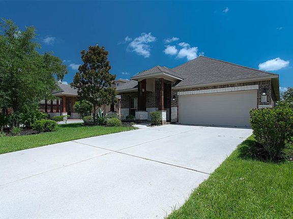 2nd image of 163 Black Swan Pl
