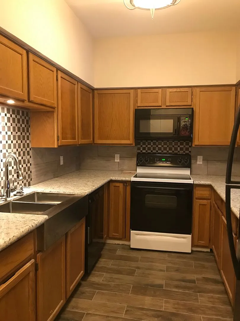 957 Bayou Trace - Alexandria — Photo 2