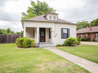 306 Farley St, Waxahachie, TX 75165