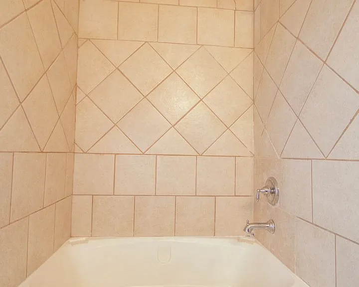 1727 Nolan St — Photo 10