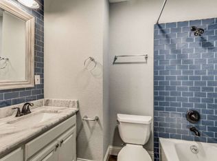 409 Live Oak Dr, Mansfield, TX 76063