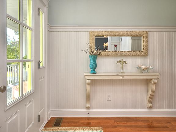 5th image of 715 E Longleaf Drive