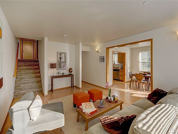 3rd image of 1858 127th Ave NE