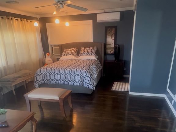 New Queen Size Bed
