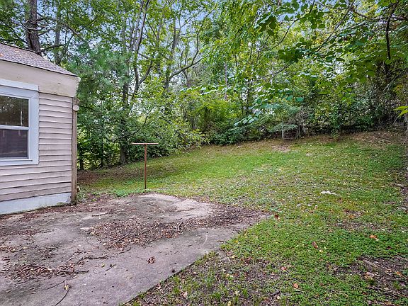 3rd image of 6629 Grasselli Rd
