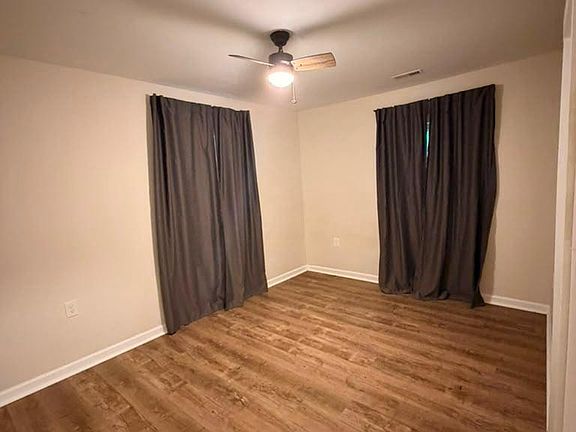 4th image of 412 W Horton St
