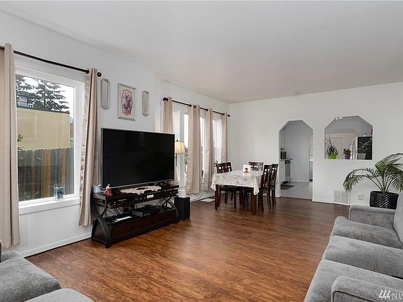5th image of 6322 S Park Ave